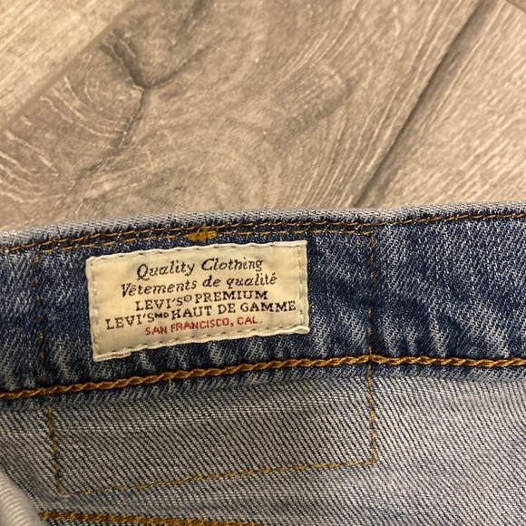 Levi 541s - Picture 2 of 5